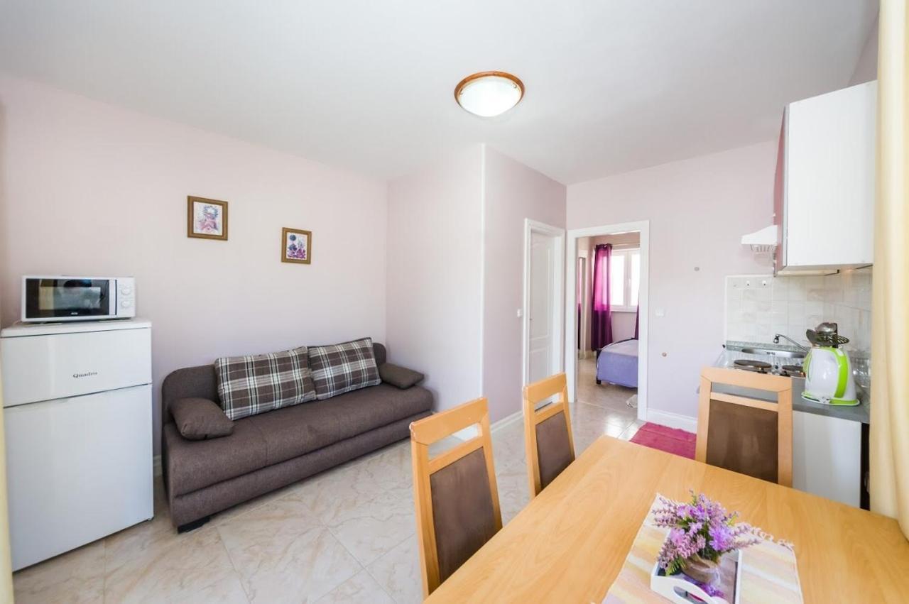 Apartments With A Parking Space Zaton, Zadar - 15000 자톤 외부 사진