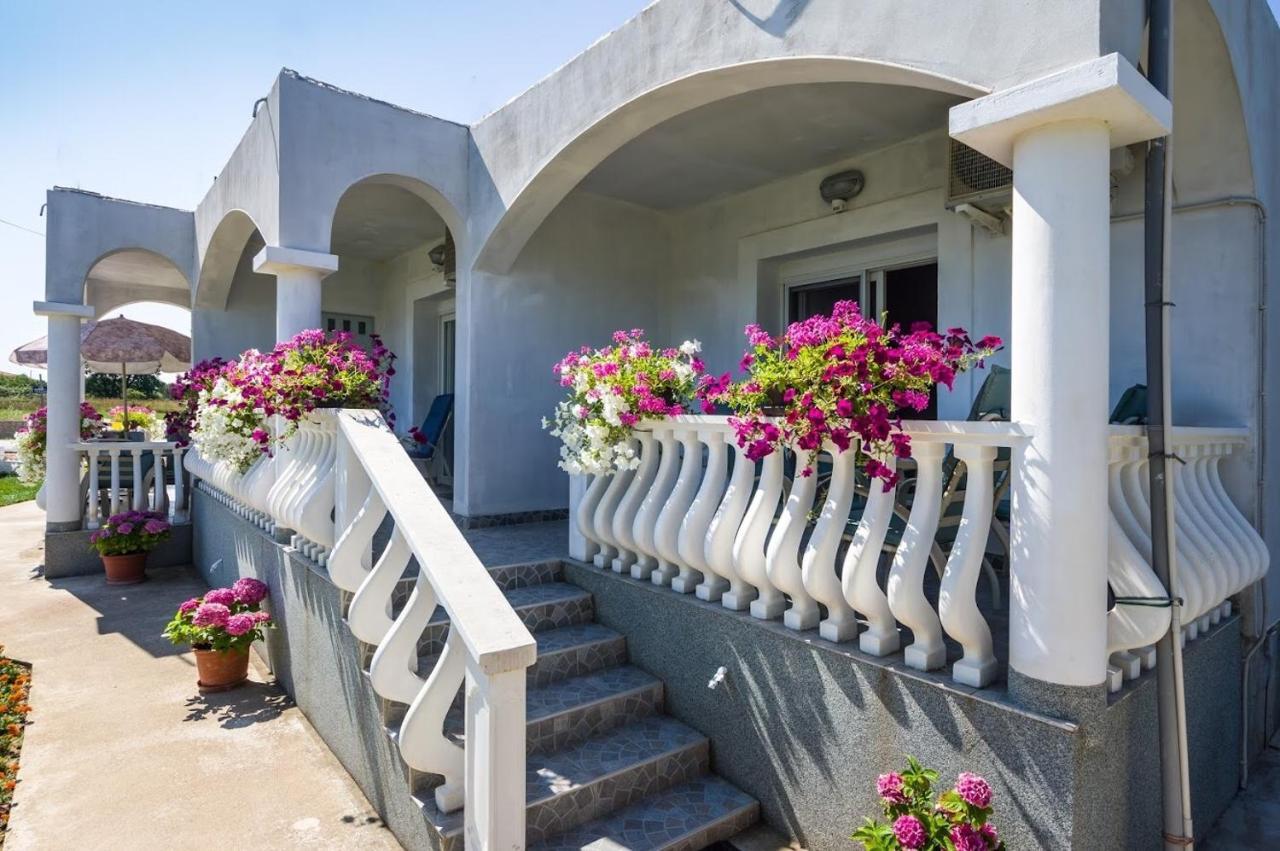 Apartments With A Parking Space Zaton, Zadar - 15000 자톤 외부 사진