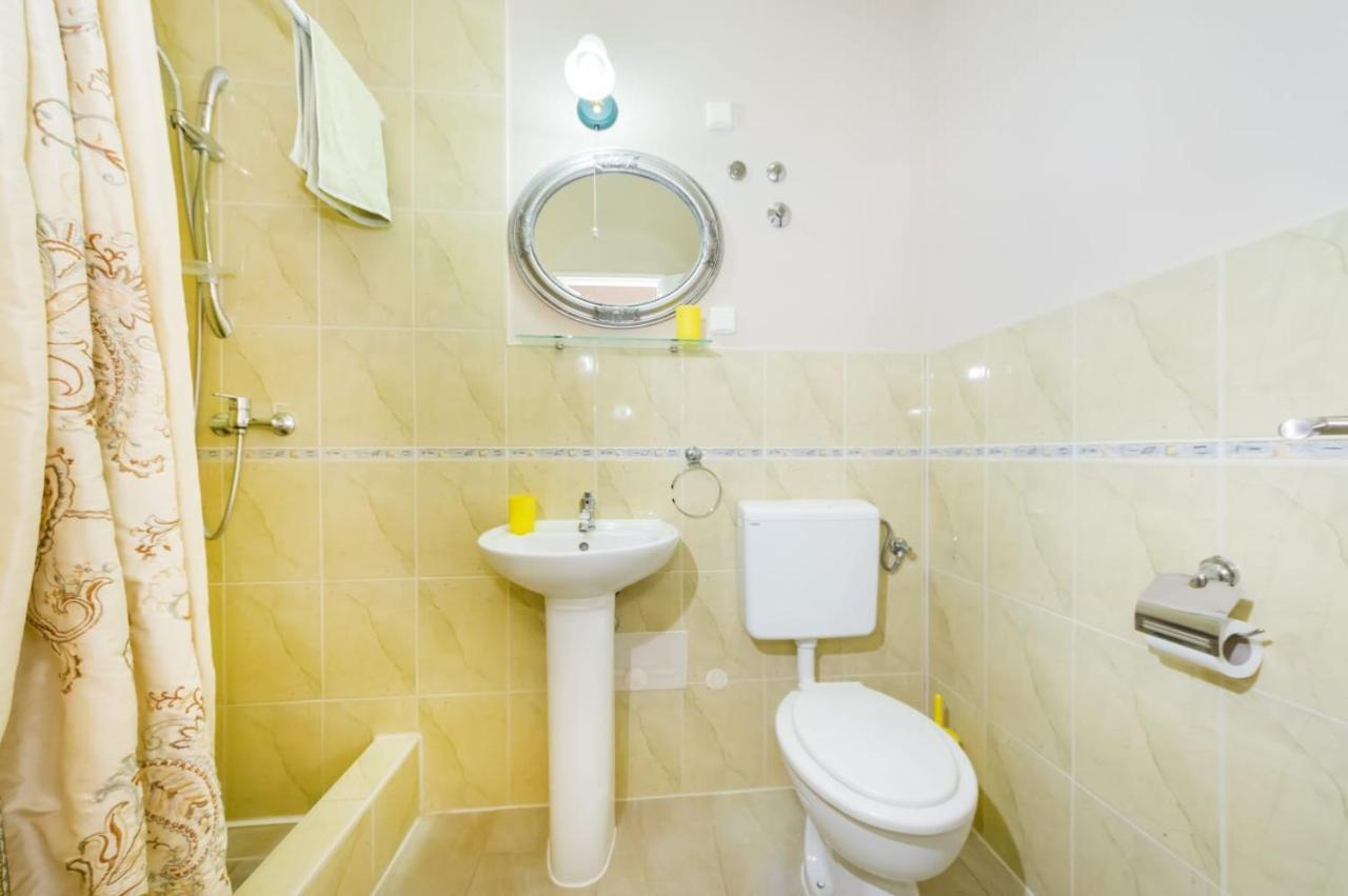 Apartments With A Parking Space Zaton, Zadar - 15000 자톤 외부 사진