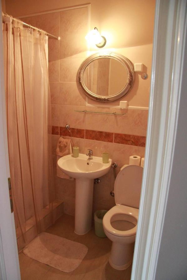 Apartments With A Parking Space Zaton, Zadar - 15000 자톤 외부 사진