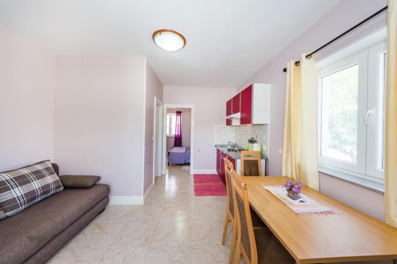 Apartments With A Parking Space Zaton, Zadar - 15000 자톤 객실 사진